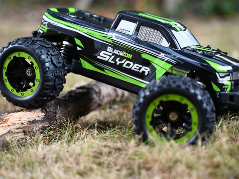 Blackzon Slyder MT 1/16 4WD Monster Truck - Red slide 1